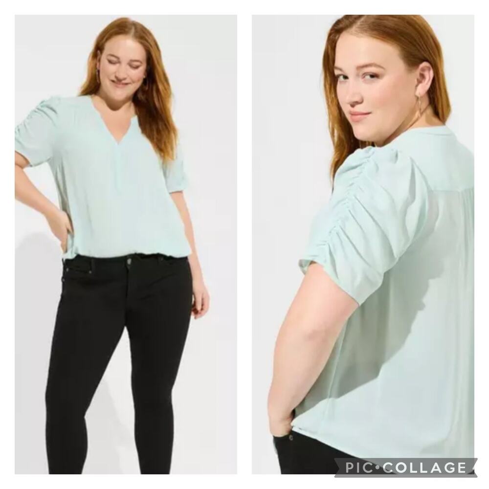 Torrid Harper Georgette Ruched Short Sleeve Blouse Light Blue Plus Size 2X